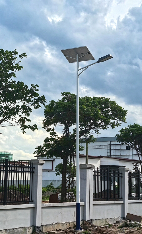 Pakistan Solar Street Light Batch Project Delivered: Chuangyang Lighting Empowers Overseas Green Lig